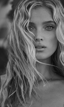 Load image into Gallery viewer, Bar Multi Necklace