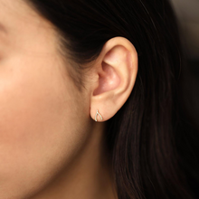 Load image into Gallery viewer, Wishbone Stud
